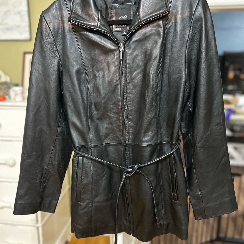 Elegant Black Leather Jacket with Belt